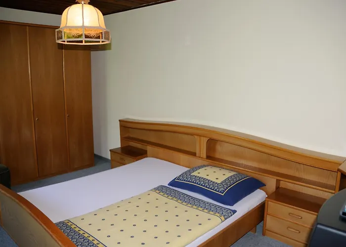 Strandhotel 3* Weyregg