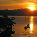 Otel Strandhotel Weyregg am Attersee