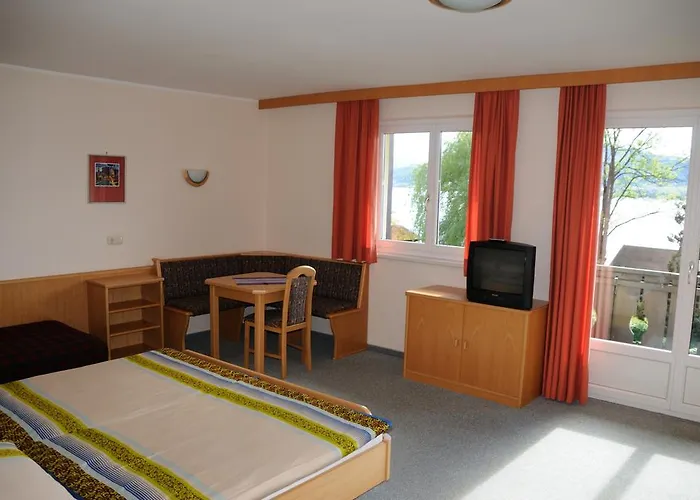 Hotel Strandhotel Weyregg